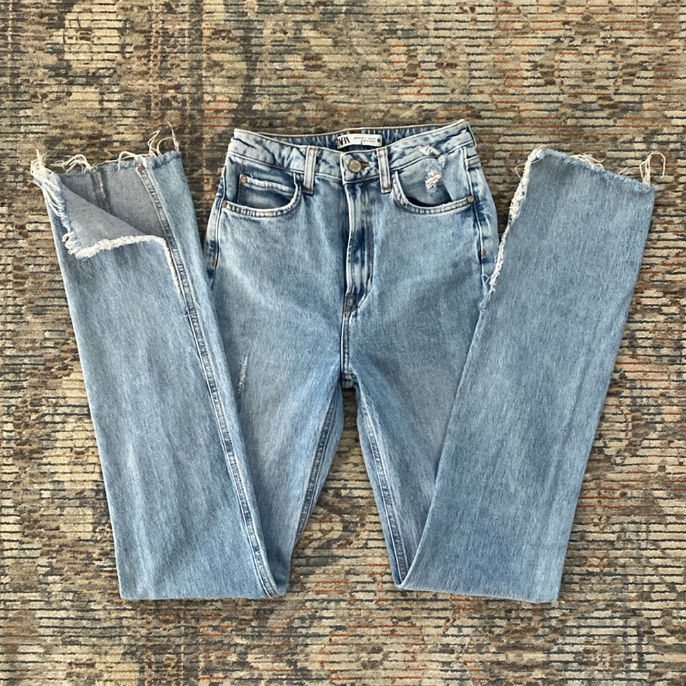 Zara High Rise Split Ankle Jeans